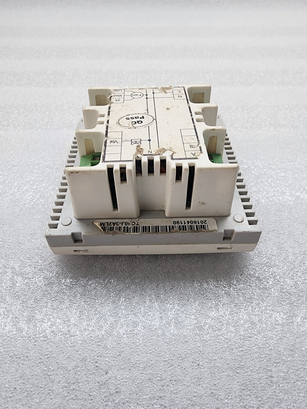 TC303-3A2LM DIGITAL FAN COIL THERMOSTAT