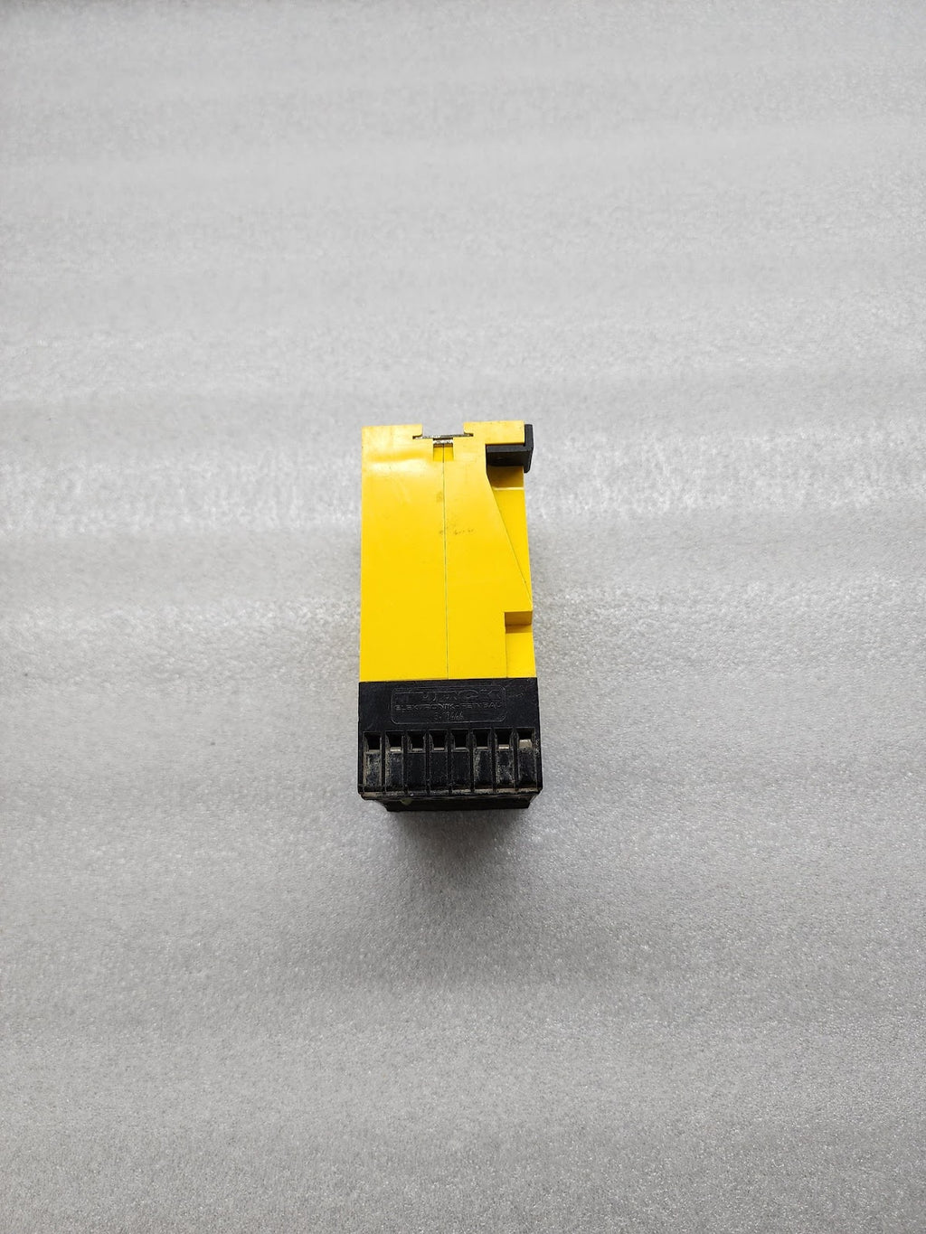 TURCK MS27-R ROTATIONAL SPEED MONITOR 20-250VAC/DC