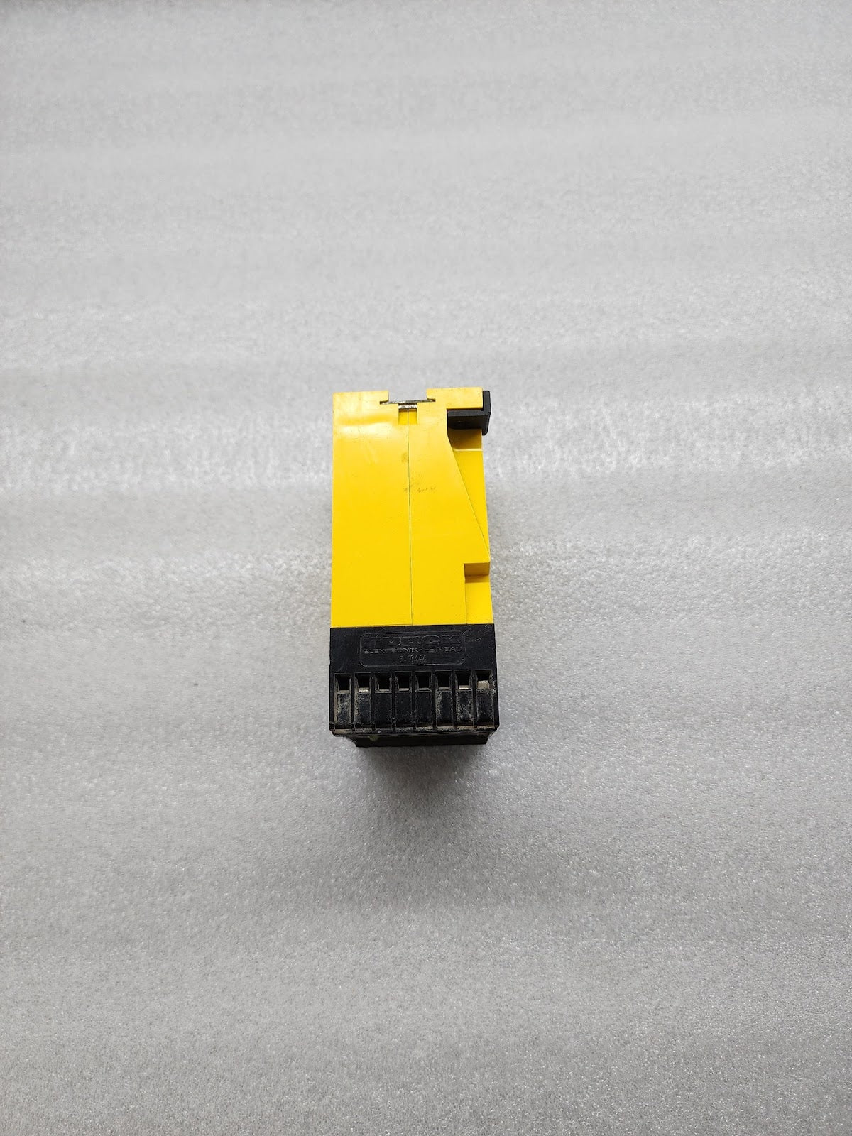TURCK MS27-R ROTATIONAL SPEED MONITOR 20-250VAC/DC