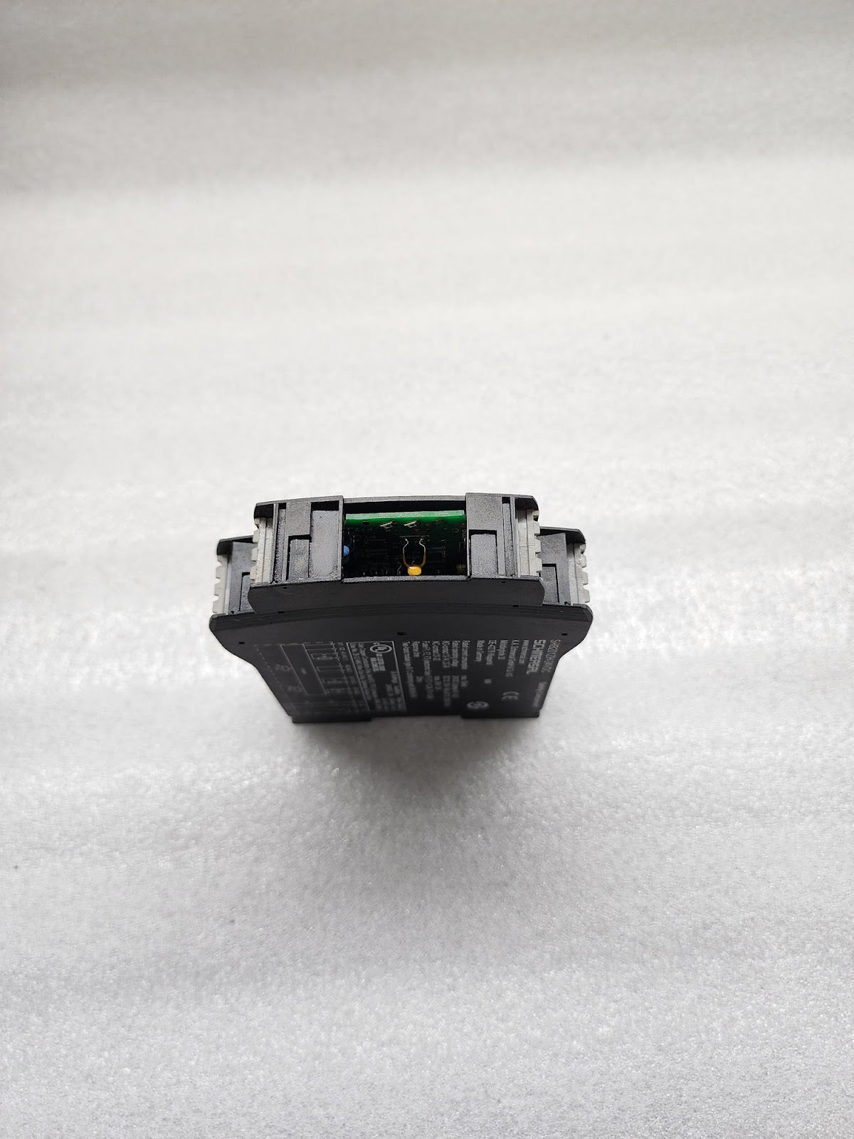 SCHMERSAL SRB201ZH-24VDC SAFETY RELAY CONTROLLER