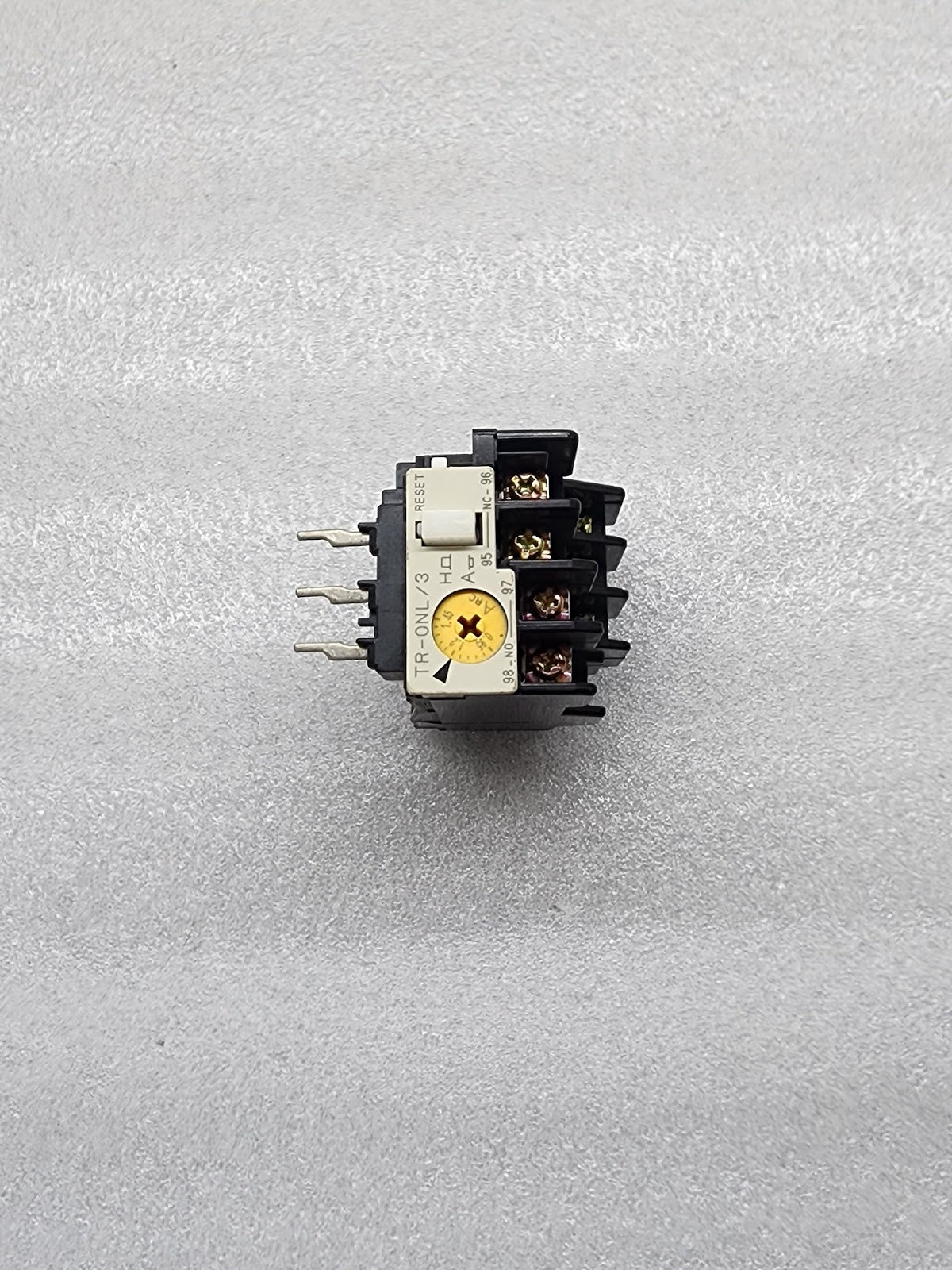 FUJI ELECTRIC TR-0NL/3 THERMAL OVERLOAD RELAY 0.95-1.45A