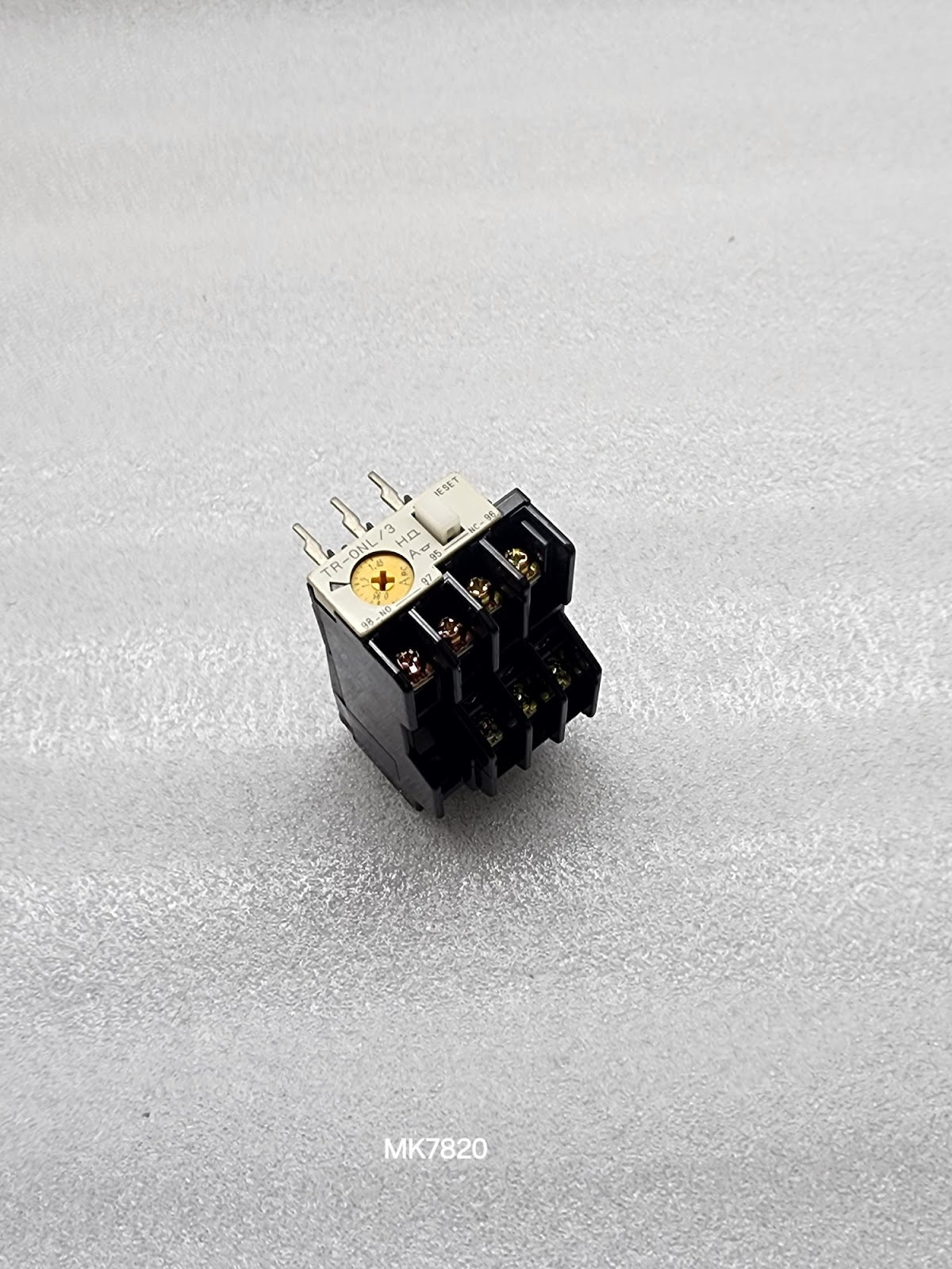 FUJI ELECTRIC TR-0NL/3 THERMAL OVERLOAD RELAY 0.95-1.45A