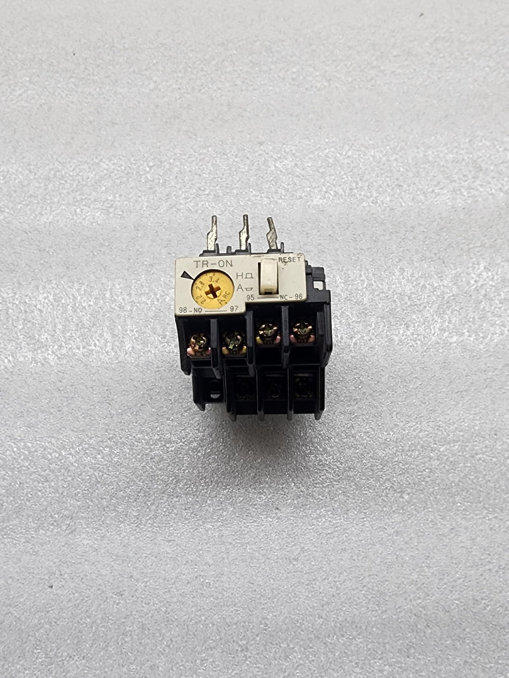 FUJI ELECTRIC TR-0N OVERLOAD RELAY 2.2-3.4A