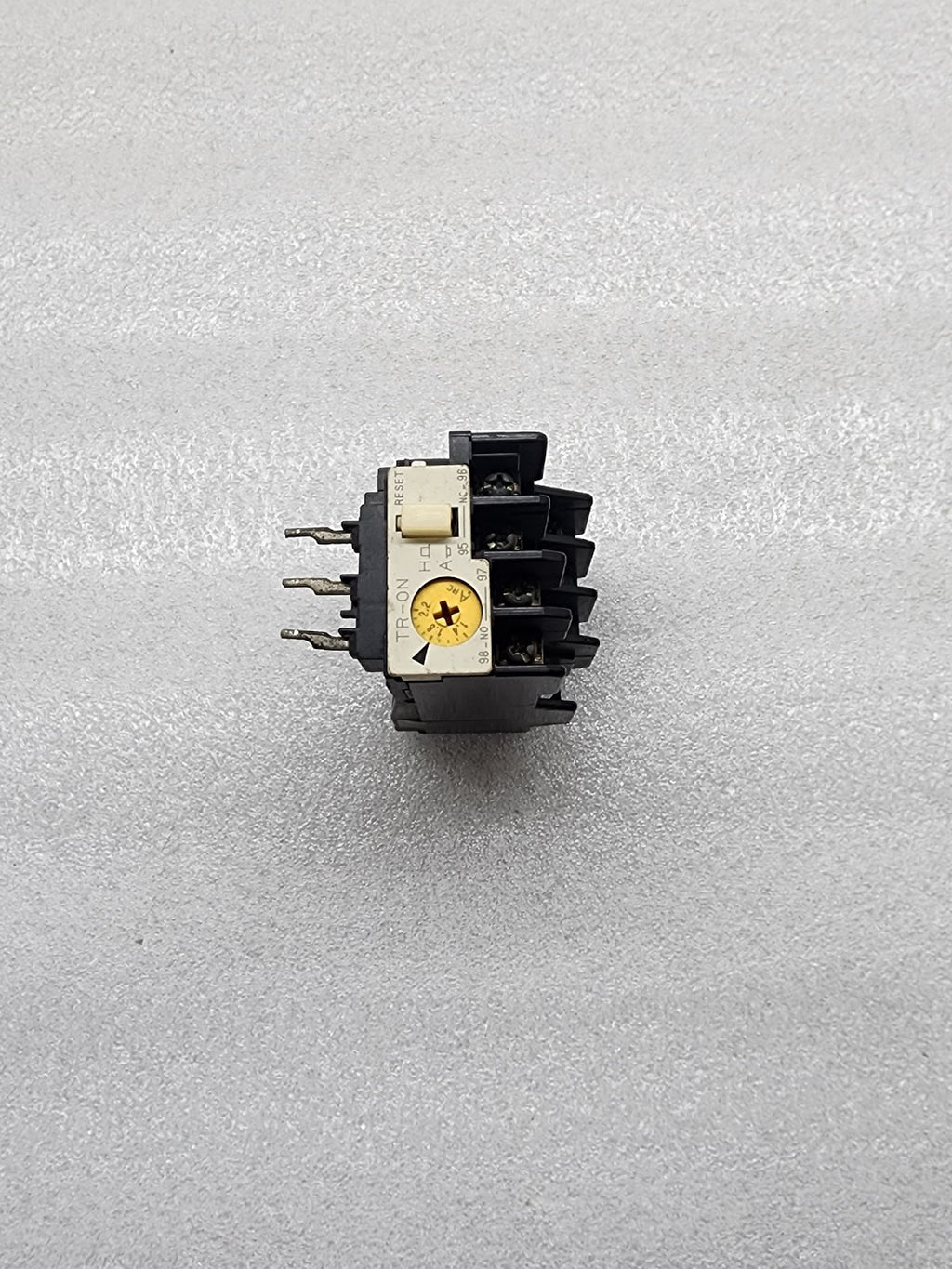 FUJI ELECTRIC TR-0N OVERLOAD RELAY 1.4-2.2A