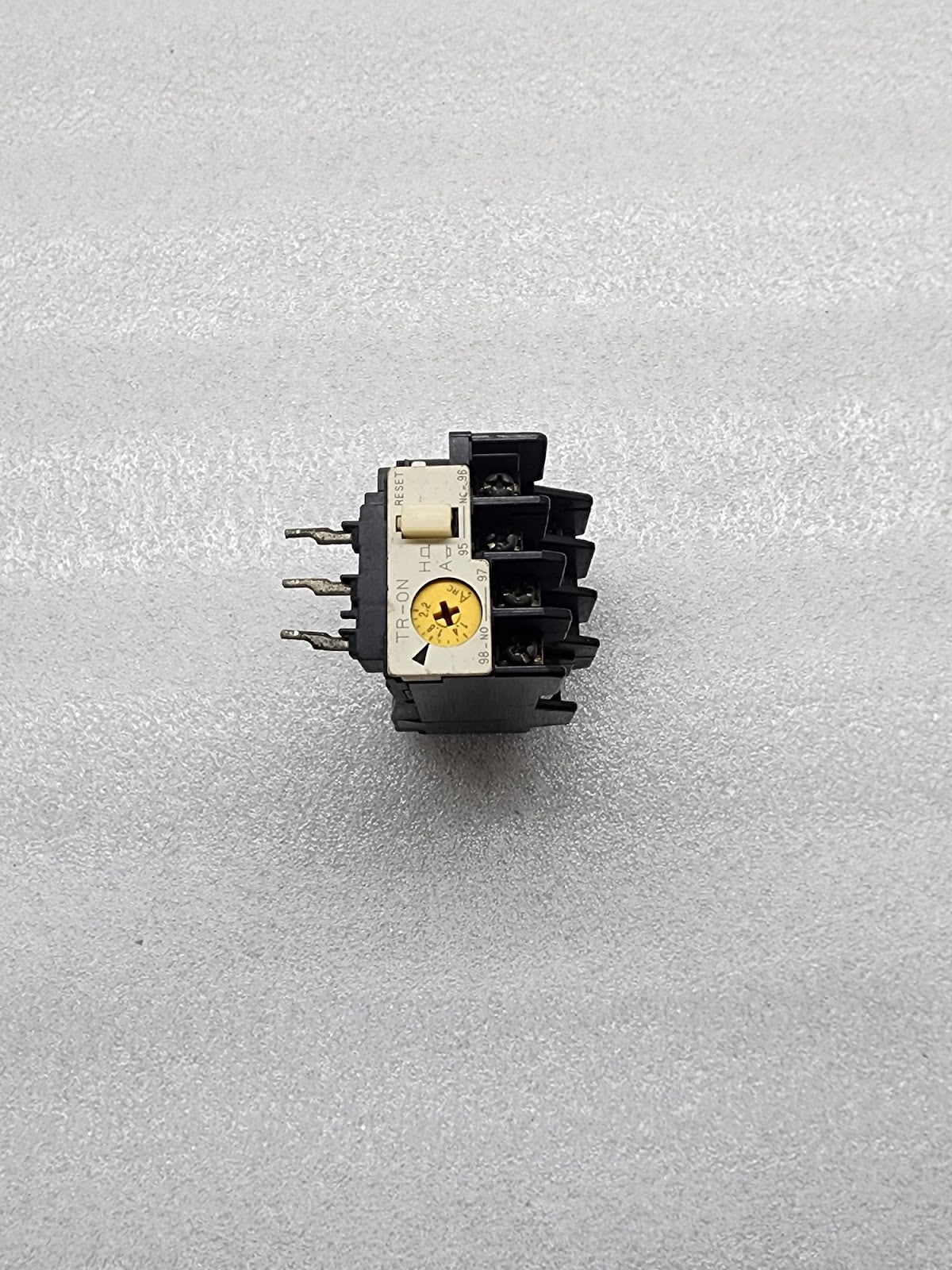 FUJI ELECTRIC TR-0N OVERLOAD RELAY 1.4-2.2A