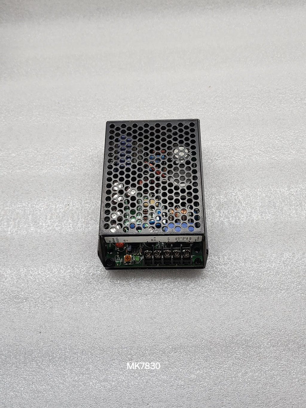 FINE SUNTRONIX VSF50-24 POWER SUPPLY 24VDC 2.1A