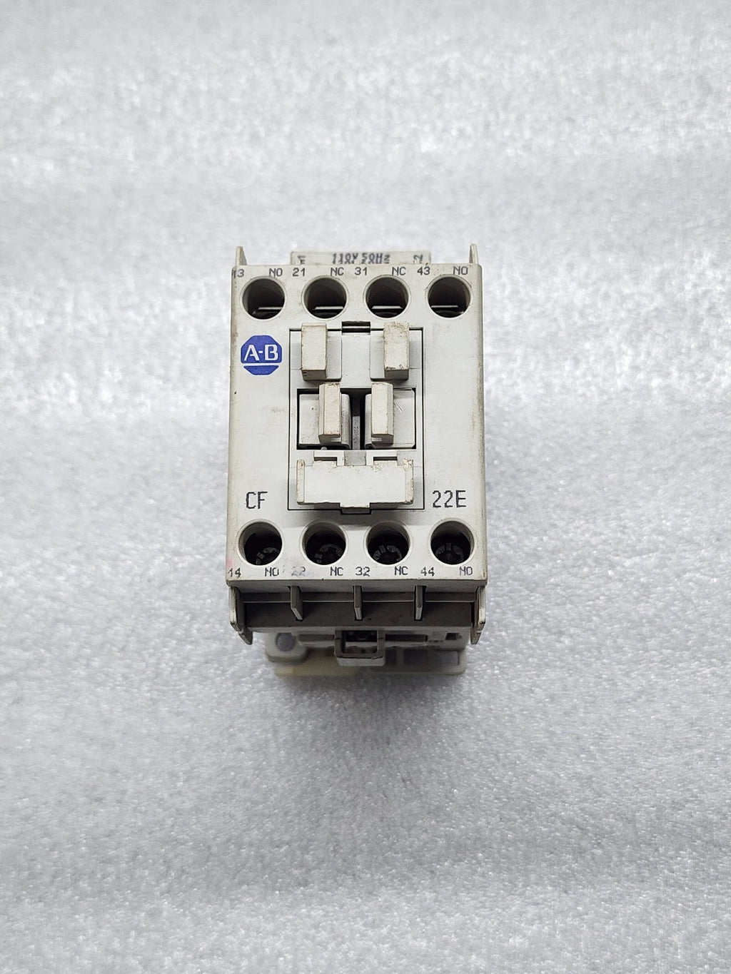 ALLEN BRADLEY CAT 700-CF220-A MAGNETIC CONTACTOR COIL VOLTAGE 110-120V