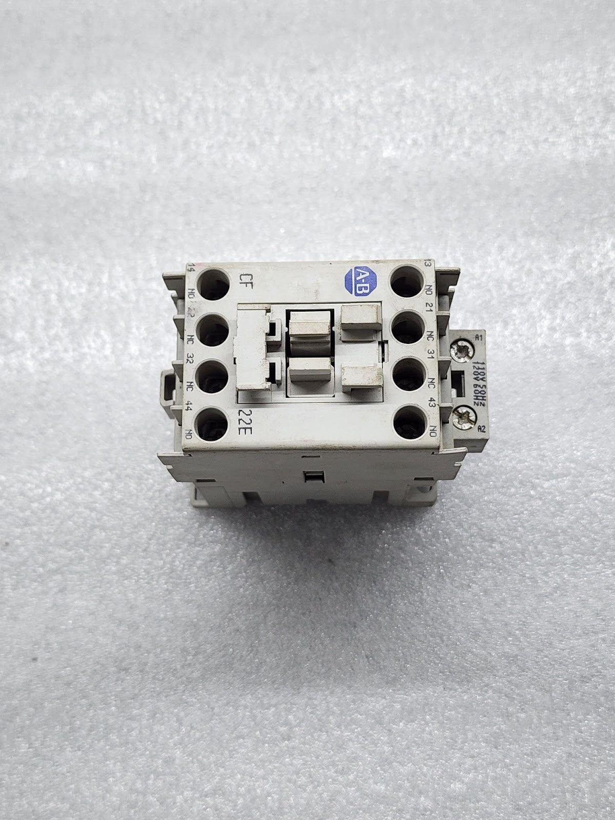ALLEN BRADLEY CAT 700-CF220-A MAGNETIC CONTACTOR COIL VOLTAGE 110-120V