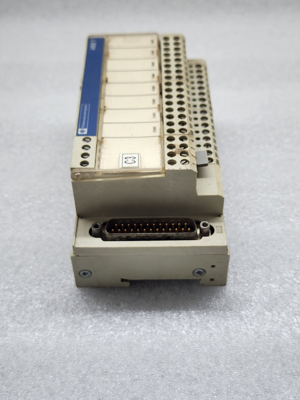 TELEMECANIQUE ABE7-CPA02 CONNECTION SUB BASE MODULE
