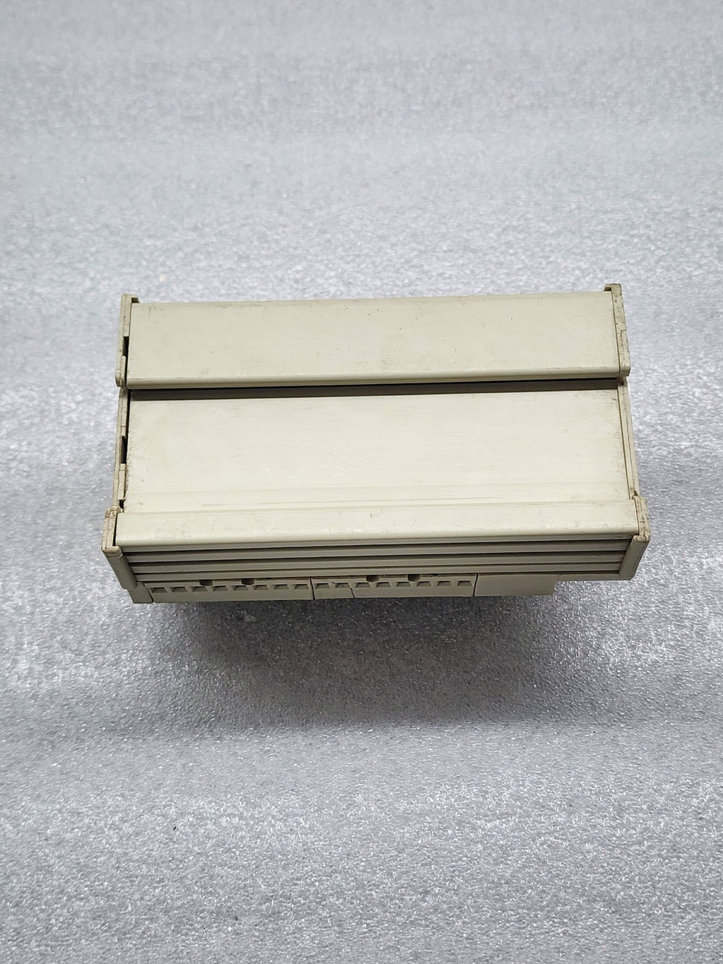 TELEMECANIQUE ABE7-CPA02 CONNECTION SUB BASE MODULE