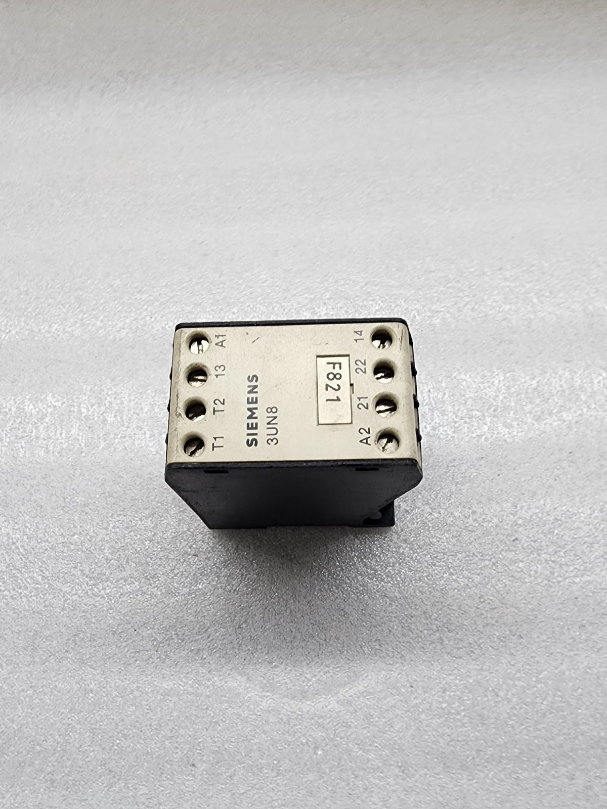 SIEMENS 3UN8 020 SOLID STATE OVERLOAD RELAY 24VDC