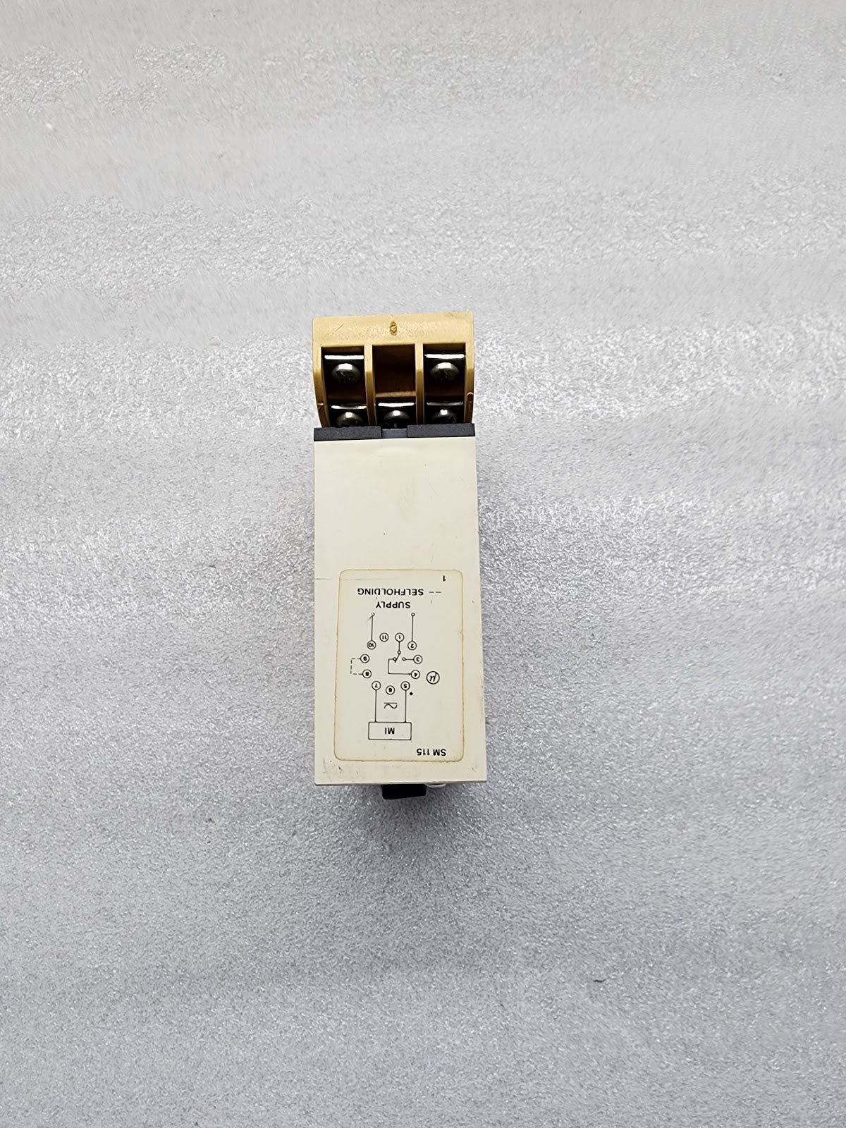 ELECTROMATIC SM115220 CURRENT LEVEL RELAY 220V