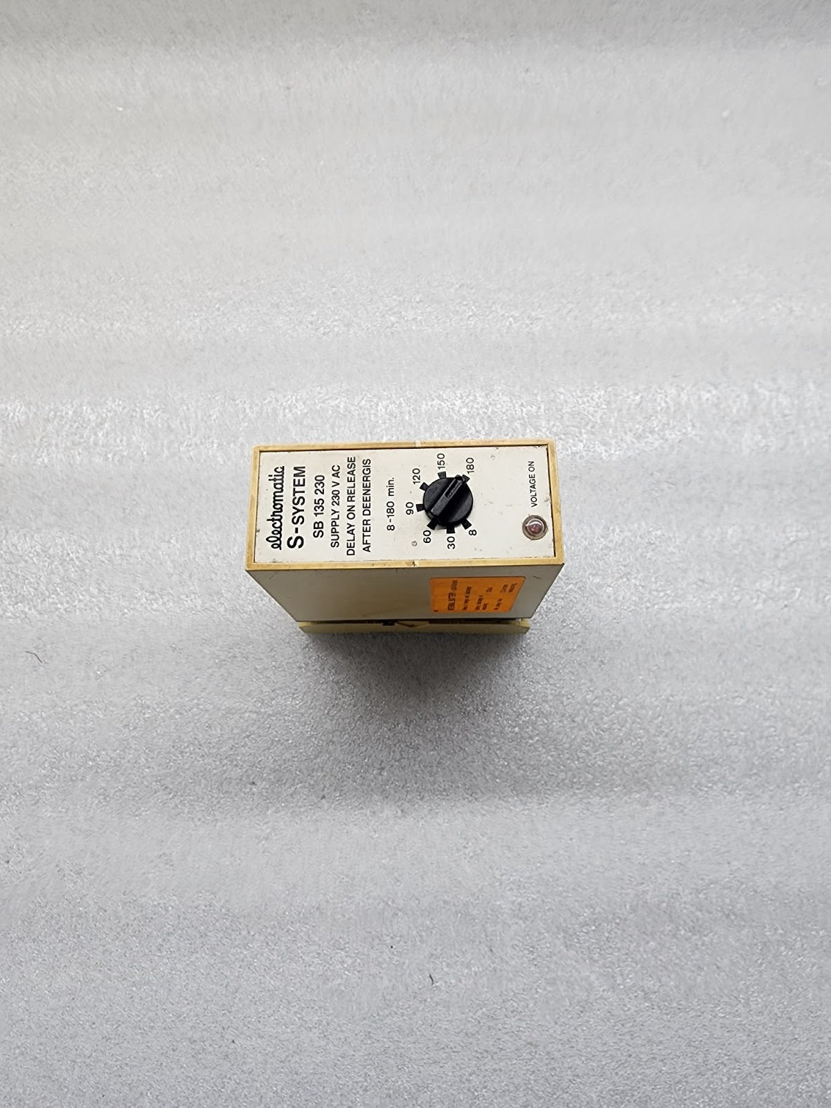 ELETROMATIC SB135230 DELAY ON RELEASE AFTER DEENERGIS 230V