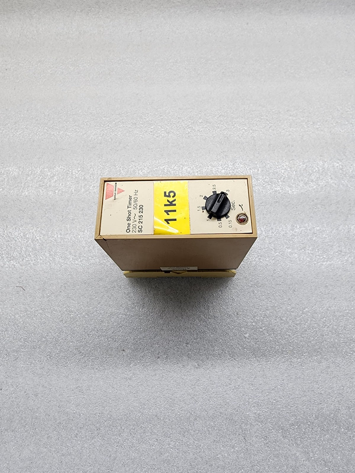 CARLO GAVAZZI SC215230 ONE SHOT TIMER 230V