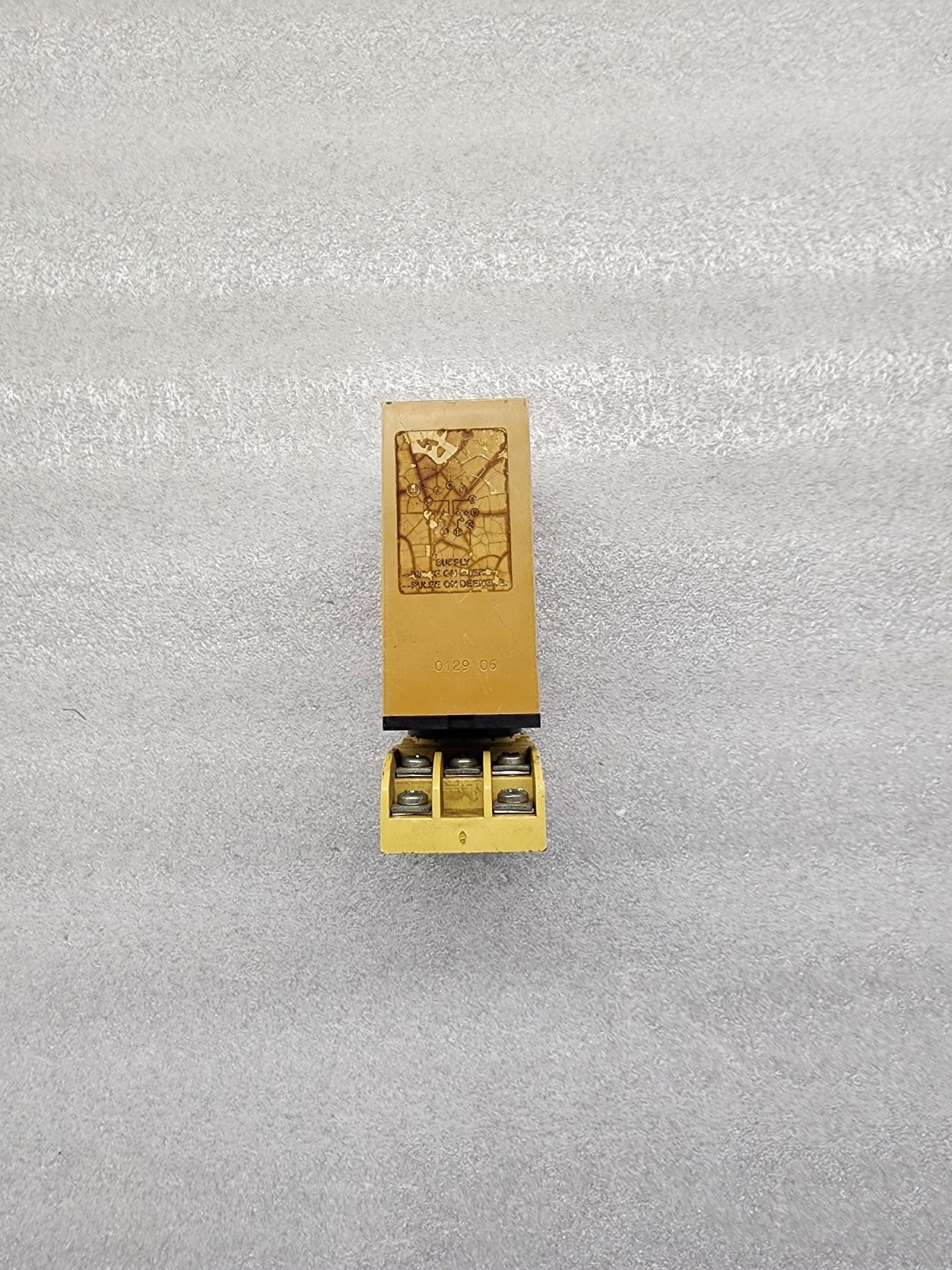 CARLO GAVAZZI SC215230 ONE SHOT TIMER 230V