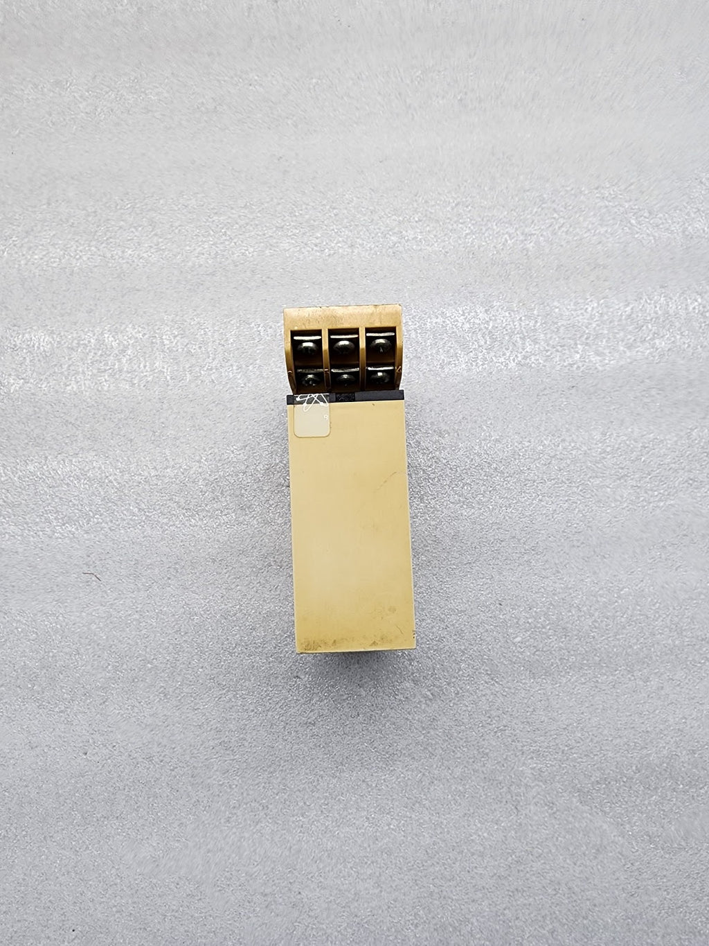 ELECTROMATIC SB125230 DELAY ON RELEASE AFTER DEENERGIS 230V