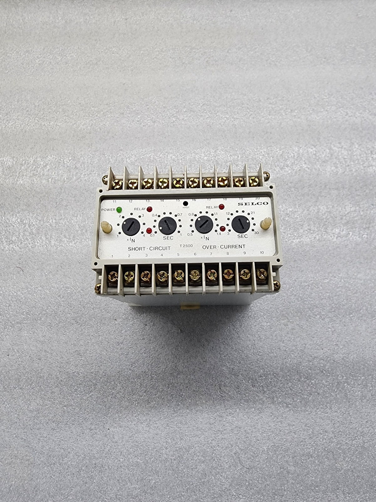 SELCO T2500-12 3-PHASE SHORT CIRCUIT OVER-CURRENT RELAY 24VDC