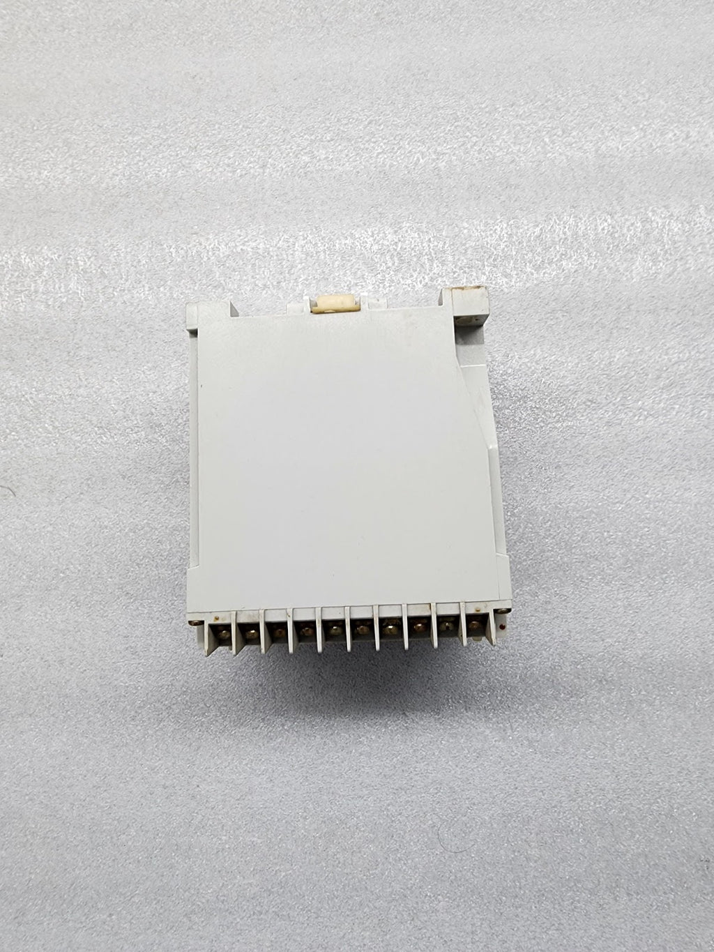 SELCO T2500-12 3-PHASE SHORT CIRCUIT OVER-CURRENT RELAY 24VDC