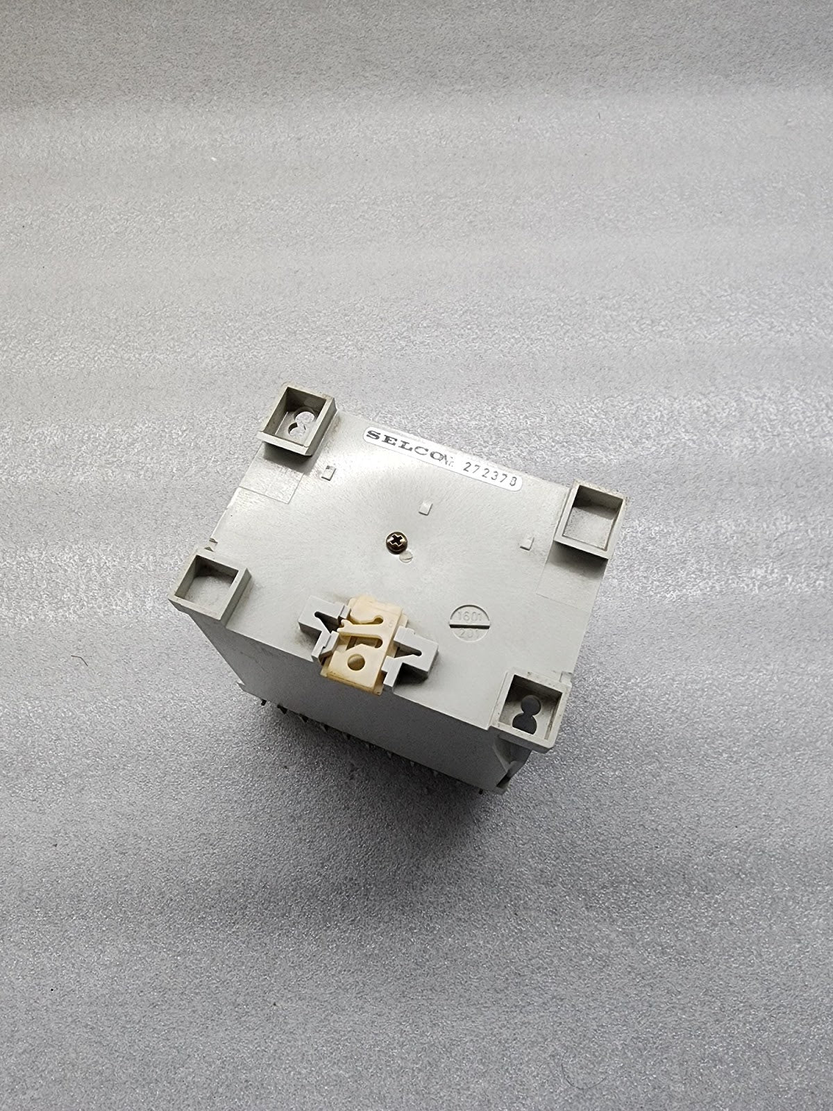 SELCO T2200-09 3-PHASE OVER-CURRENT RELAY 380-440V 5A