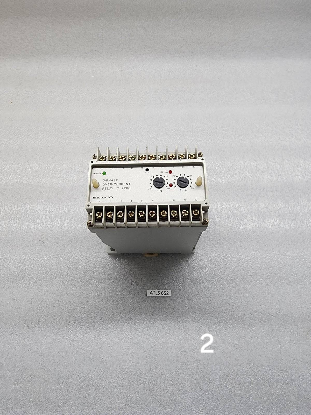 SELCO T2200-09 3-PHASE OVER-CURRENT RELAY 380-440V 5A
