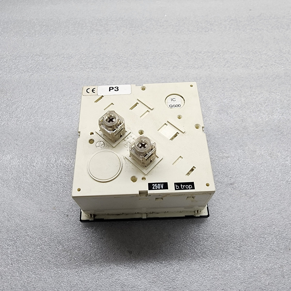 VOLT METER 0-250V
