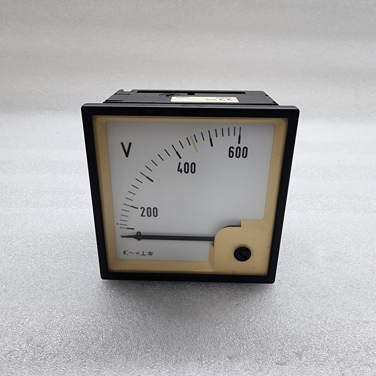 VOLT METER 0-600V
