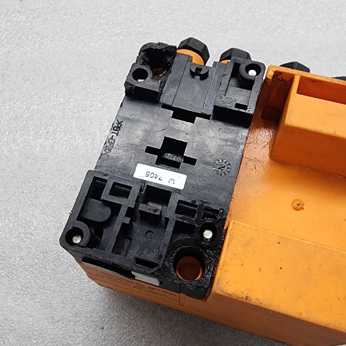 IFM ELECTRONIC AC2035 EEMS MODULE 4DI 4DO T CCT