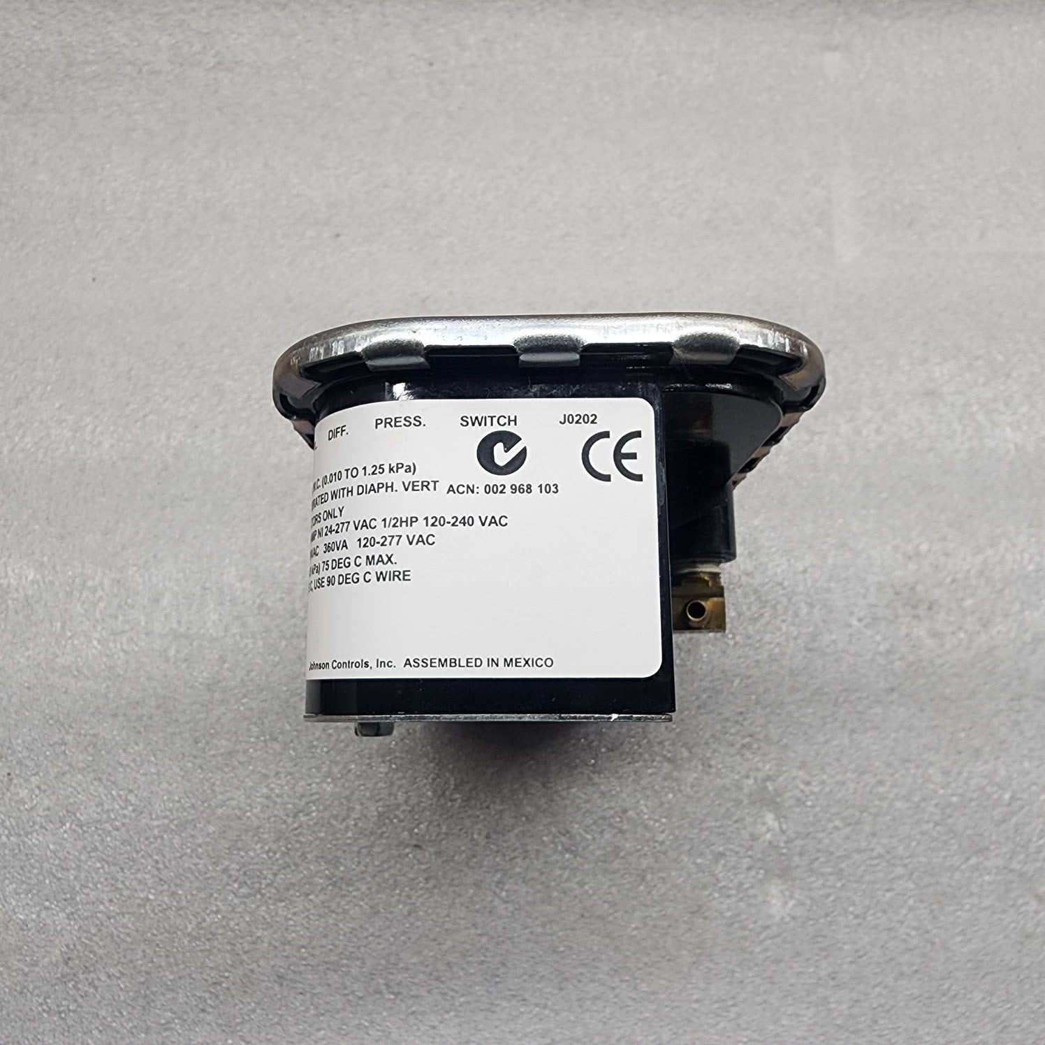 JOHNSON CONTROLS P32AJ-1 PRESSURE SWITCH 1.25KPA P32AJ-1C
