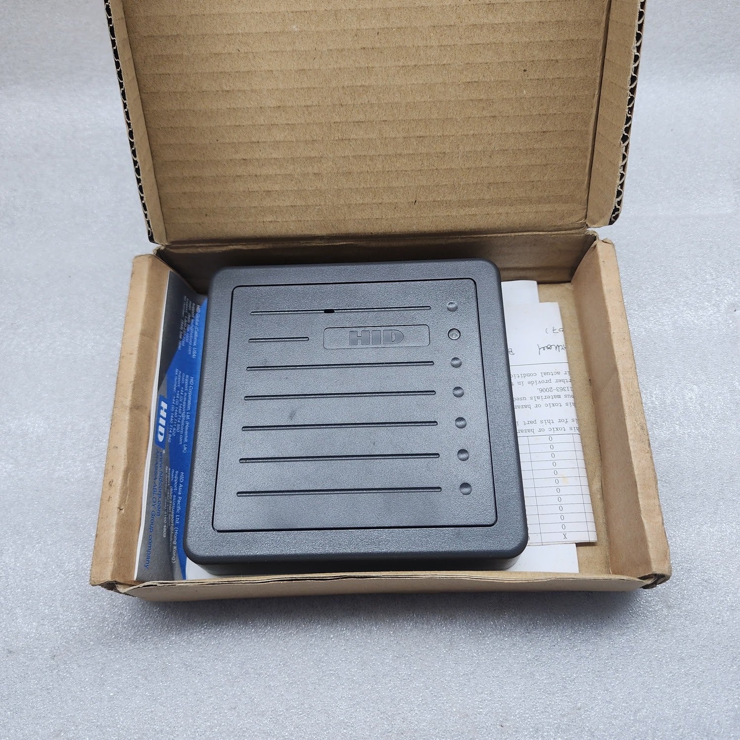 HID PROX 5355AGN00 WALL SWITCH READER 5355-300-01 FW 5355-520-08