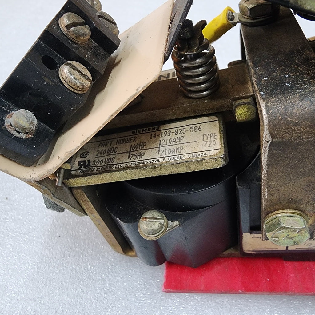 SIEMENS 14-193-825-586 MAGNETIC CONTACTOR 210A 14429-335001 COIL VOLTAGE 240-500