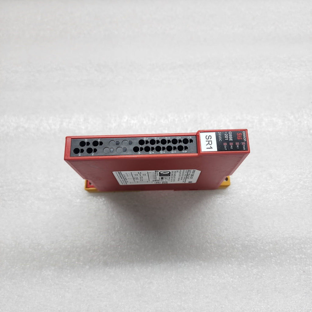 OMRON G9SE-201 SAFETY RELAY 24VDC