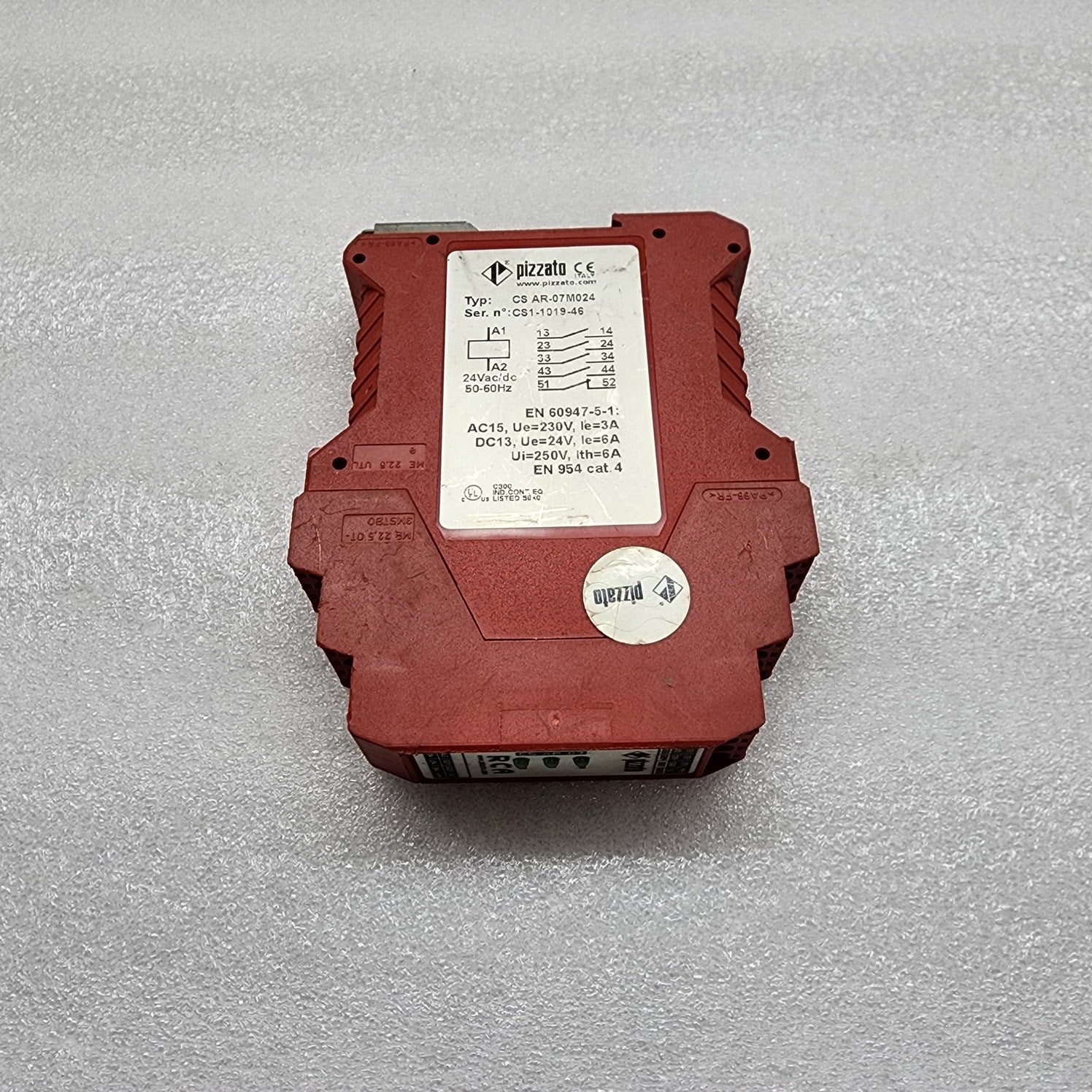 PIZZATO CS AR-07M024 SAFETY RELAY 24V AC/DC