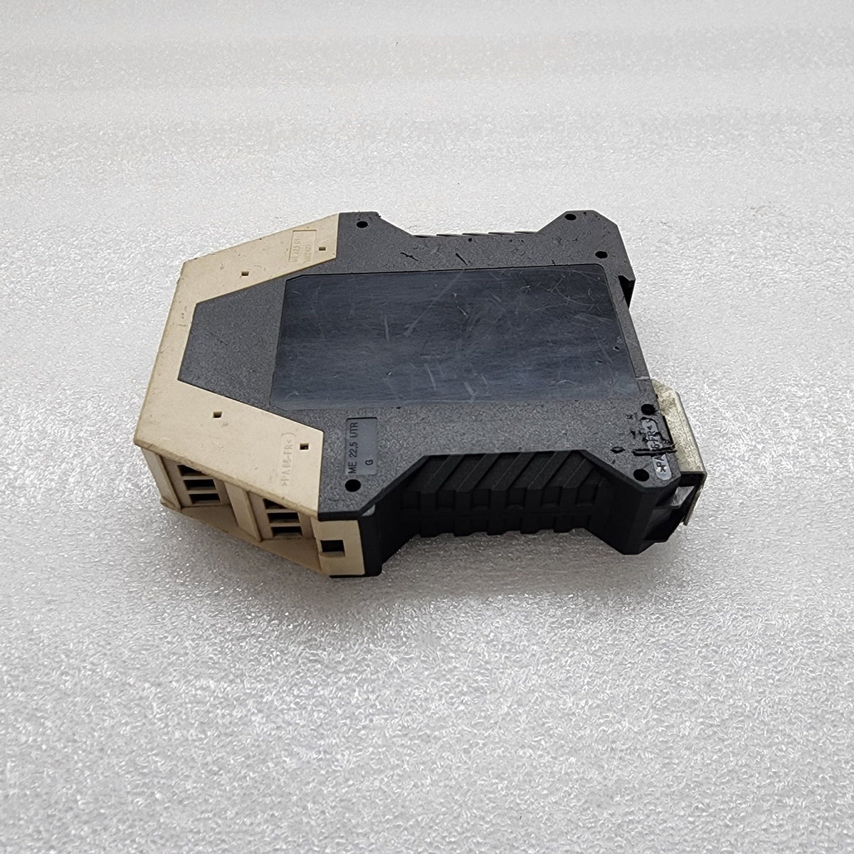 ASO SAFETY SK 41-32 SAFETY RELAY 091106177 230VAC/24VUC