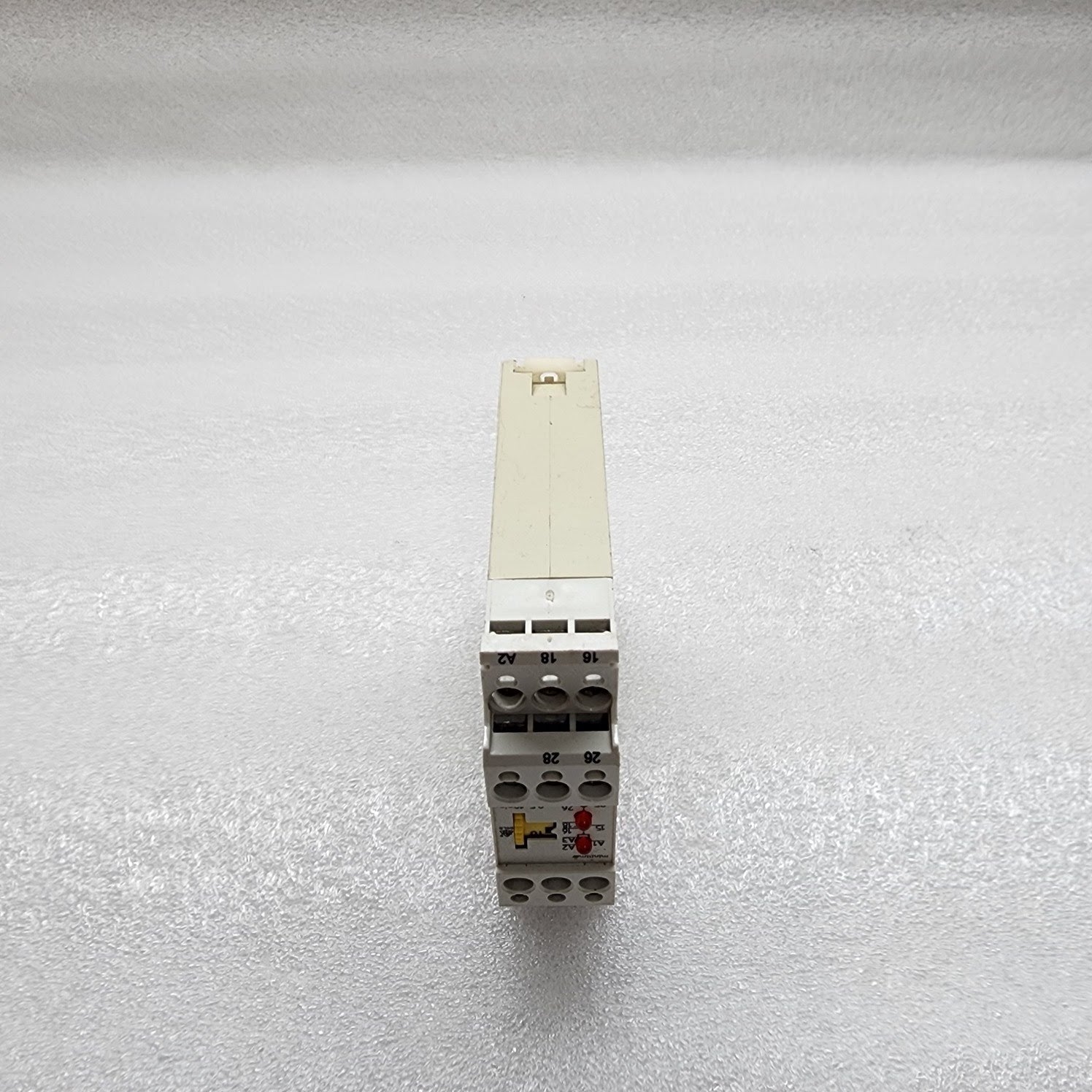 DOLD MK 9906.82/024 TIME CONTROL RELAY 0030502 220-240VAC/24VUC