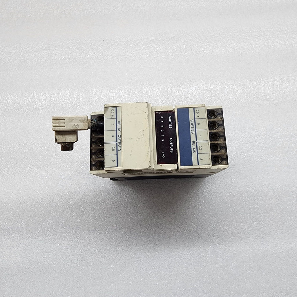 TELEMECANIQUE TSX DSF635 8-POINT INPUT MODULE