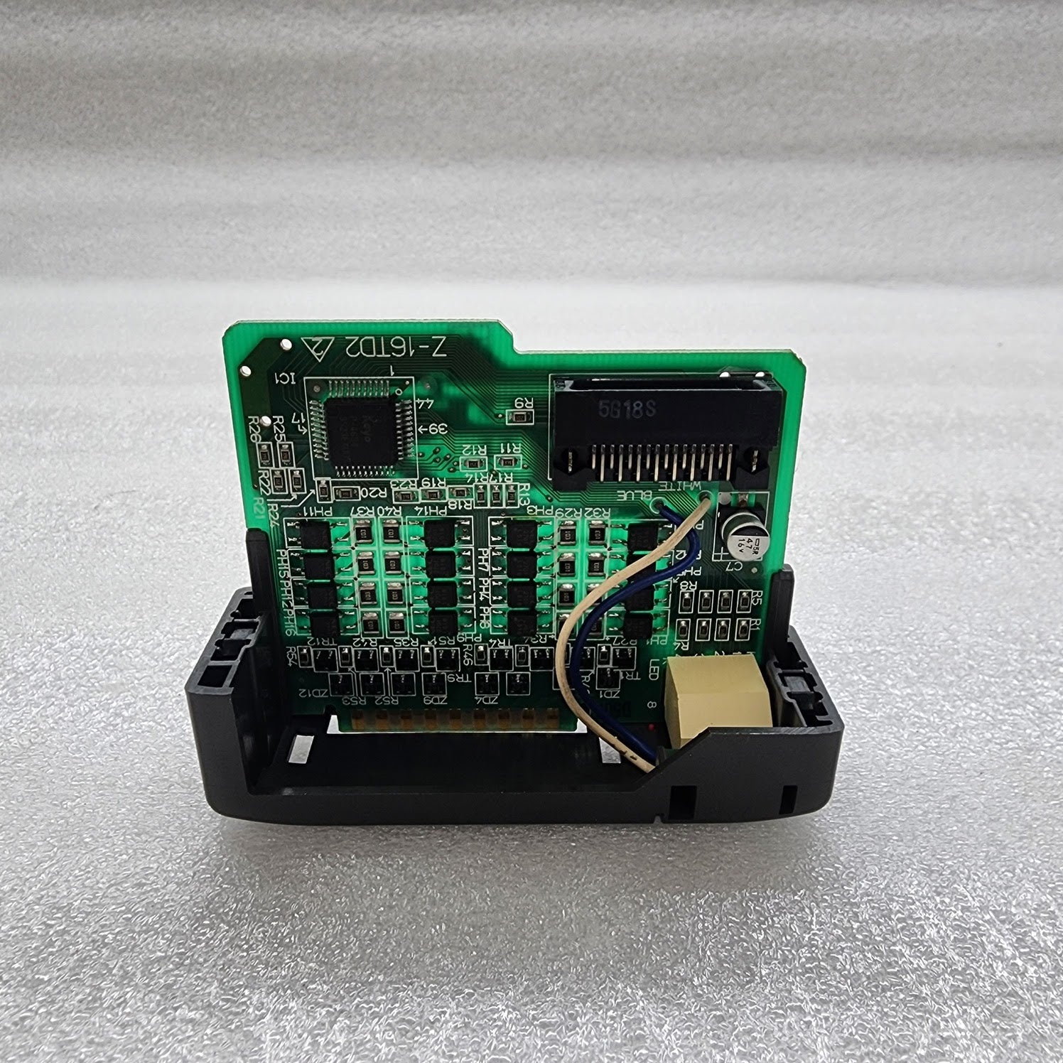 PLC DIRECT D2-16TD1-2 DISCRETE OUTPUT MODULE