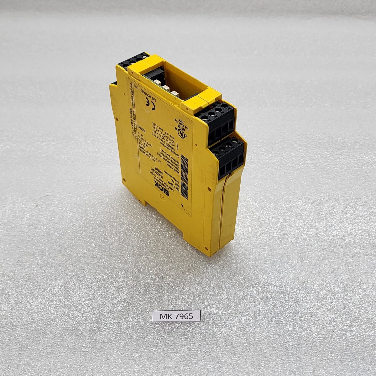 SICK UE48-20S3D2 SAFETY RELAY 6024916