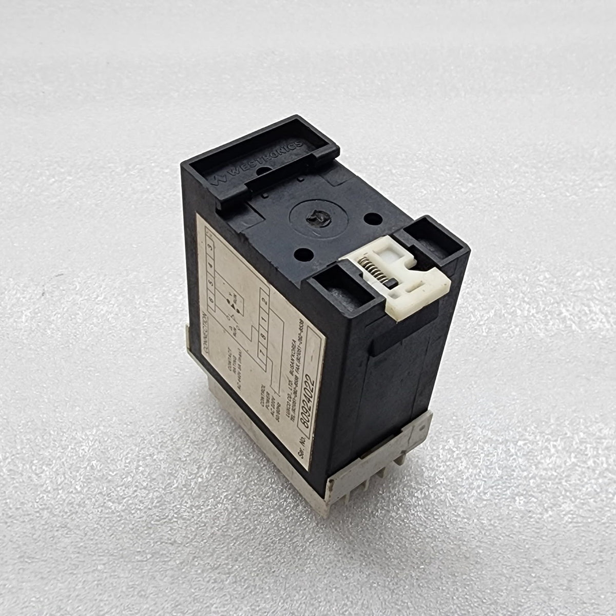 LUXCO SBT-22Y MICOM TIMER 220VAC