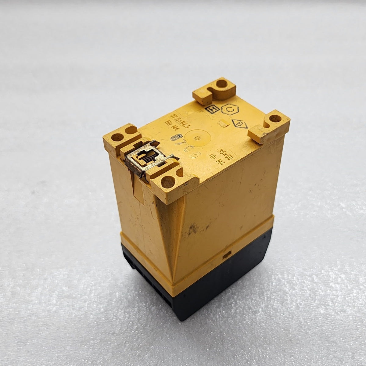 SCHIELE PFN MONITORING RELAY 2.413.701.44 380-415V