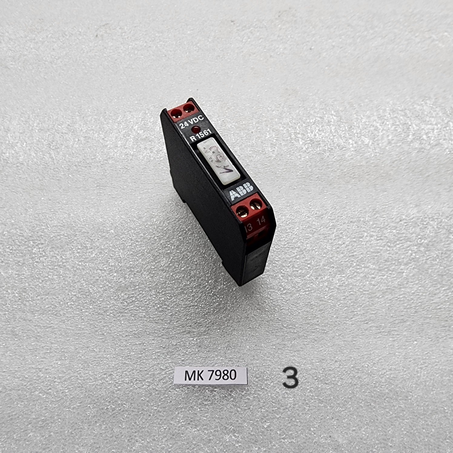 ABB R1561 SOLID STATE RELAY GHR1561001R1 24VDC
