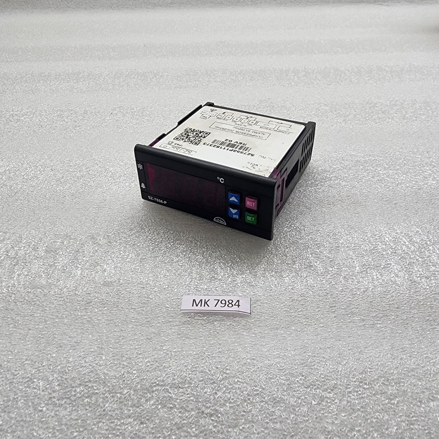 SUB-ZERO SZ-7558-P TEMPERATURE CONTROLLER 230V