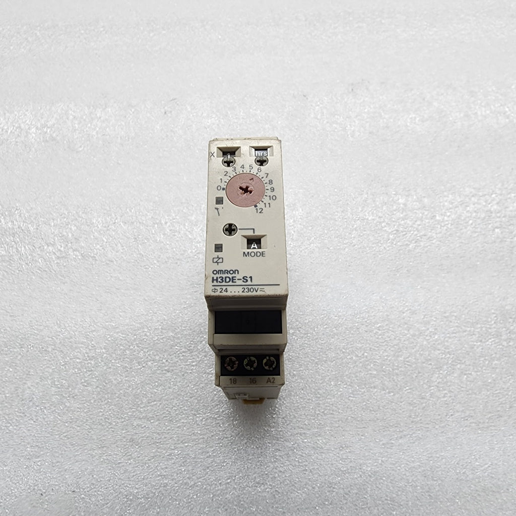 OMRON H3DE-S1 MULTIFUNCTION TIMER RELAY 24-230VAC/DC