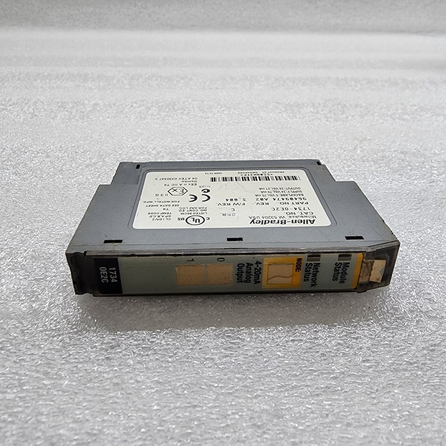 ALLEN BRADLEY 1734-OE2C ANALOG CURRENT OUTPUT MODULE