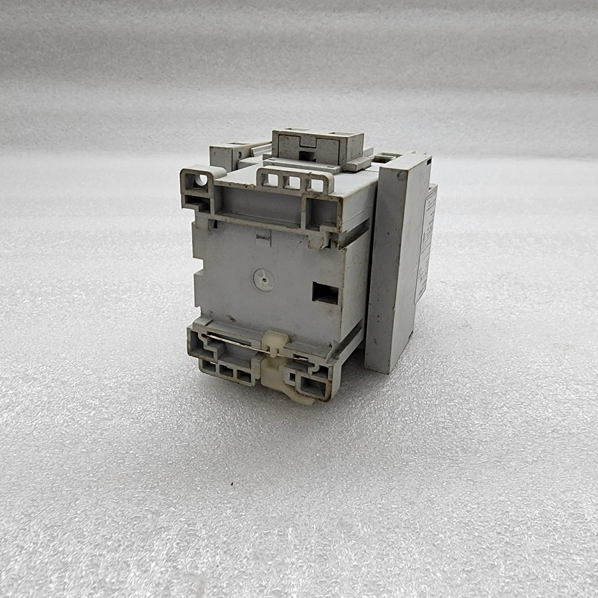 SPRECHER + SCHUH CA7-43-00 MAGNETIC CONTACTOR 85A COIL VOLTAGE 220V
