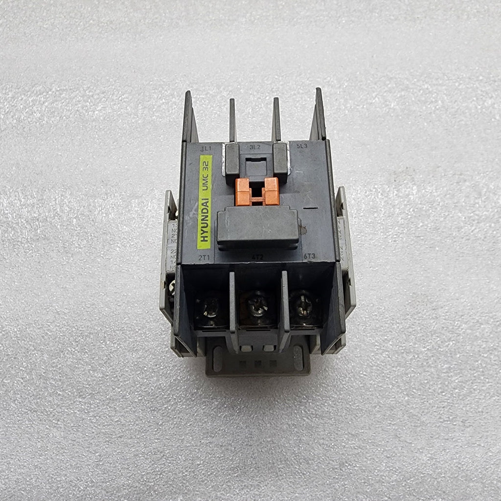 HYUNDAI UMC 32 MAGNETIC CONTACTOR COIL VOLTAGE 100-110V