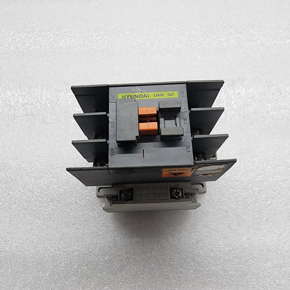 HYUNDAI UMC 32 MAGNETIC CONTACTOR COIL VOLTAGE 100-110V