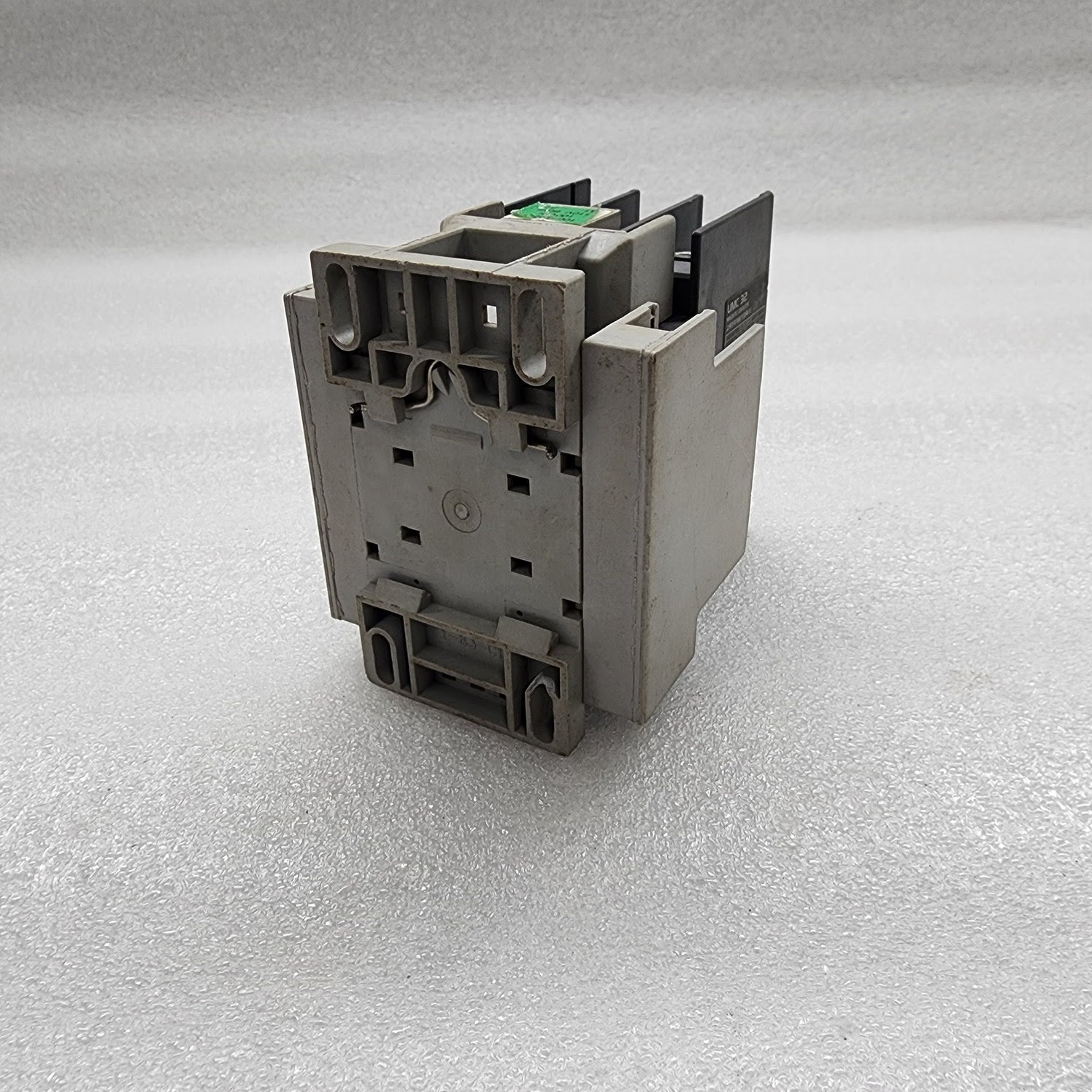 HYUNDAI UMC 32 MAGNETIC CONTACTOR COIL VOLTAGE 100-110V