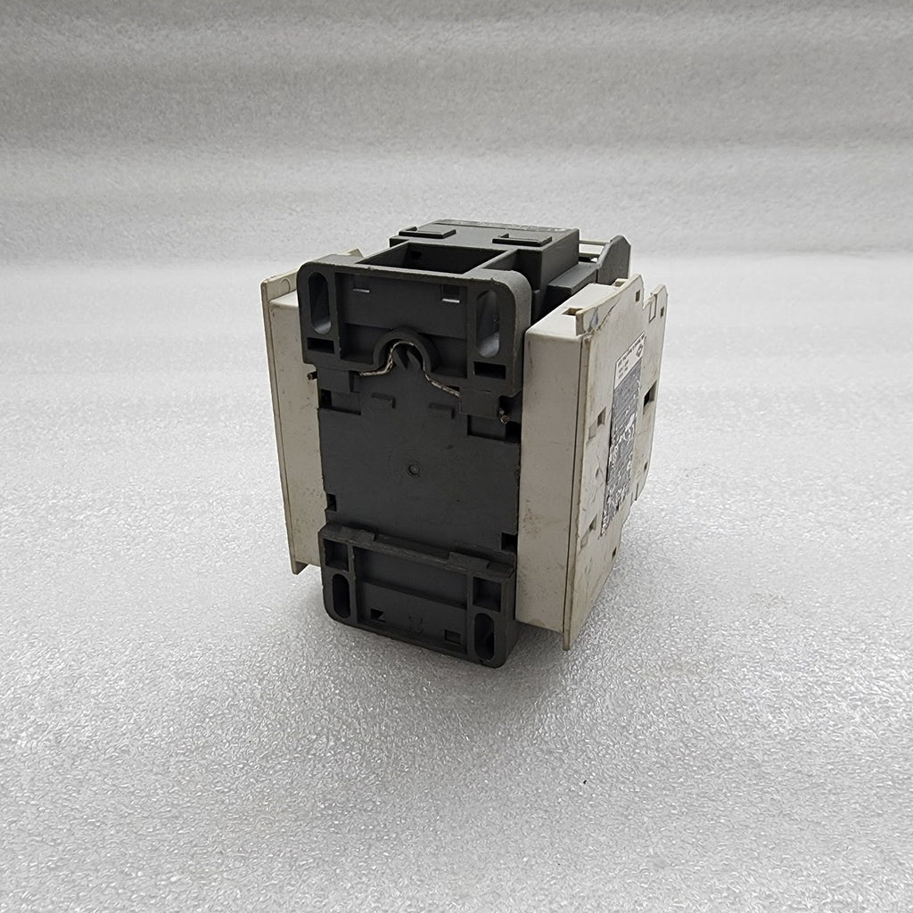 INTELLI CONTROL IC-32A MAGNETIC CONTACTOR 50A COIL VOLTAGE 240V