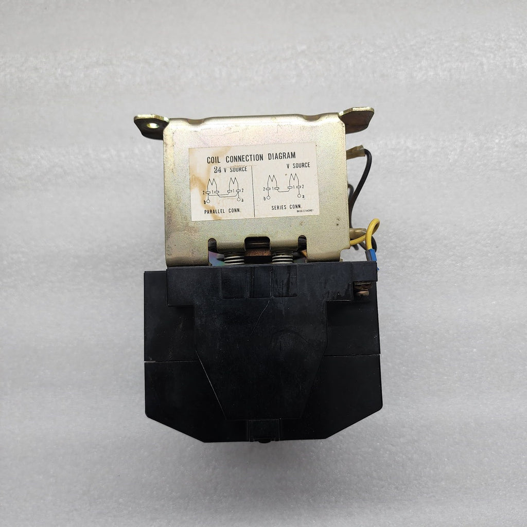 MITSUBISHI BD-A65 3-POLE MAGNETIC CONTACTOR 80A COIL VOLTAGE 24V
