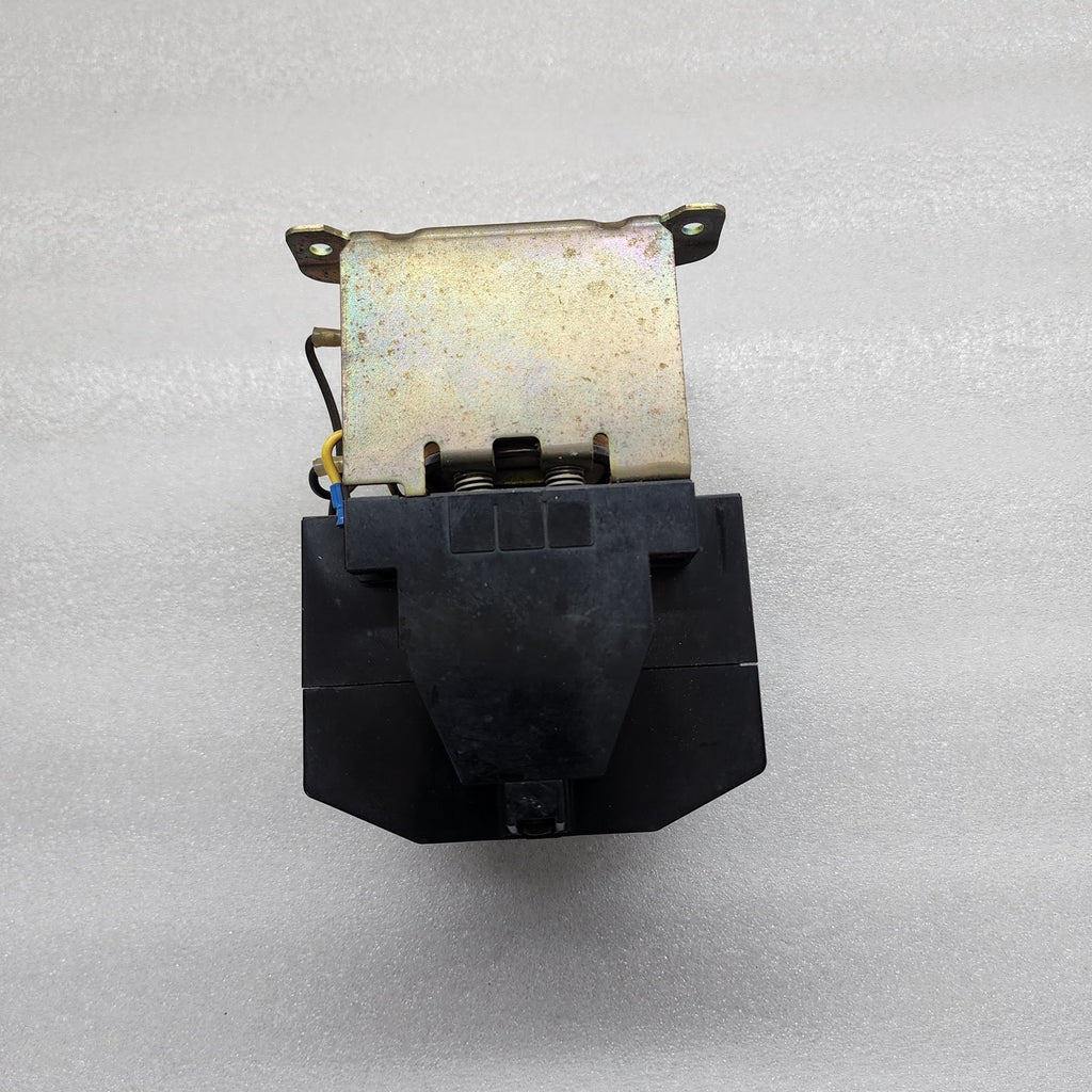 MITSUBISHI BD-A65 3-POLE MAGNETIC CONTACTOR 80A COIL VOLTAGE 24V
